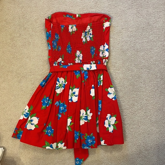 Hollister Floral Strapless Dress - Picture 2 of 2